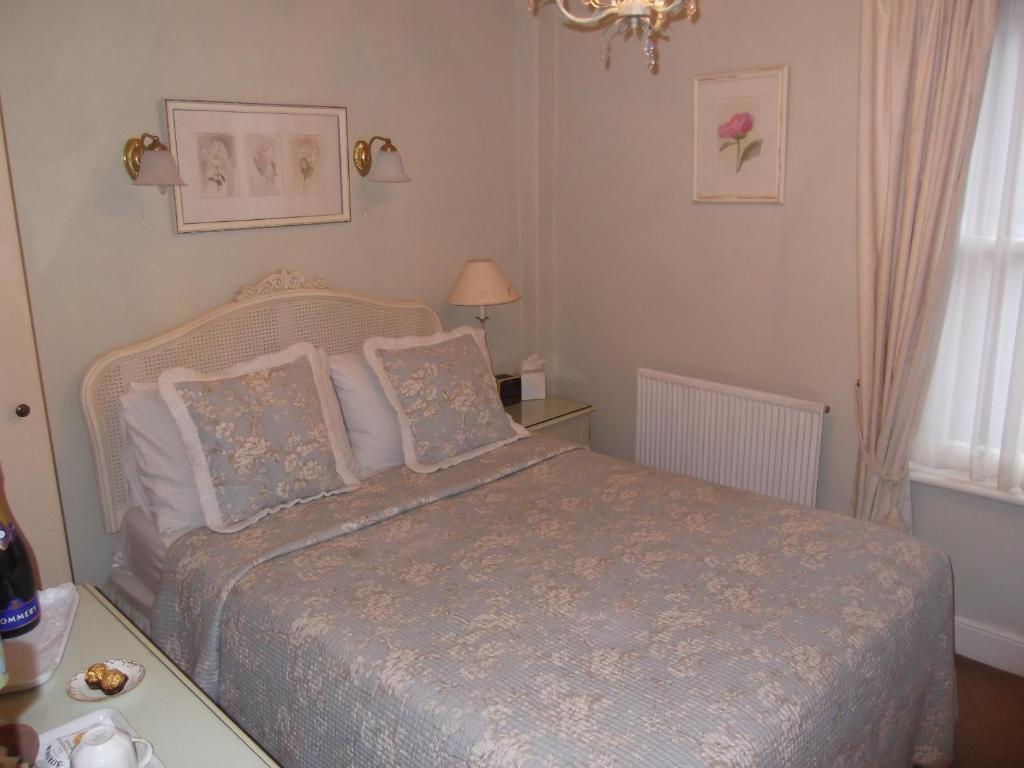 Hotel Courtland à Stratford-upon-Avon Chambre photo