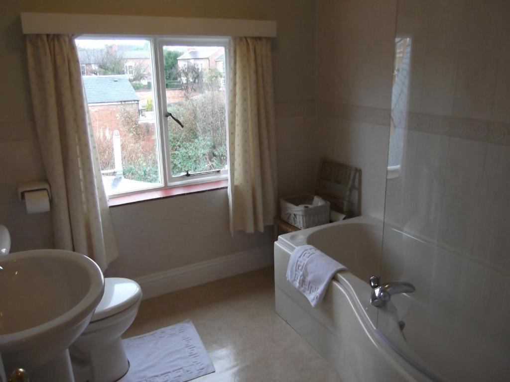 Hotel Courtland à Stratford-upon-Avon Chambre photo