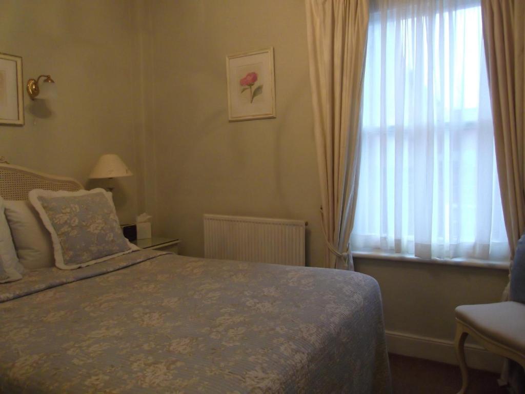 Hotel Courtland à Stratford-upon-Avon Chambre photo